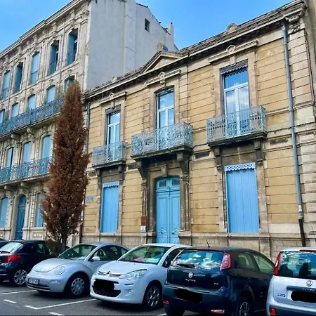 Du Forum,la Gare, 50 M2 , Climatisation, Garage, Cour דירה *